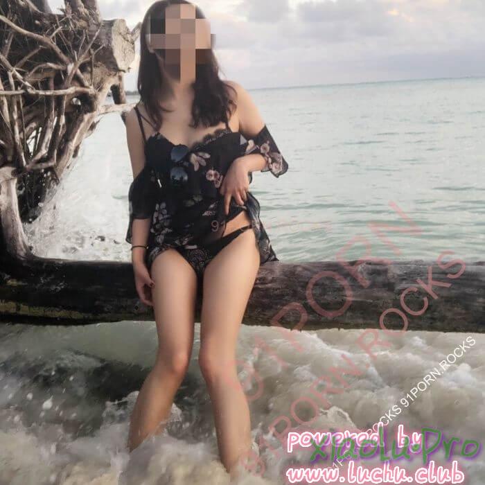 成都小tt海边露出小清新口味