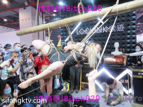 @Mingo爱露出 - 高颜值 [208P 63V 1.00G ]