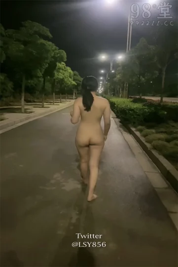 露出母狗✿ @林淑怡 - 全裸压马路寻刺激 男公厕全裸待插后入怼穴 小区楼道露出做爱7V[4.59G/MP4/54:25]