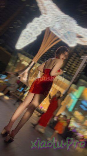 @美杜莎 - 最新露出群P付费福利 更新至三月最新【980M/3V+26P】