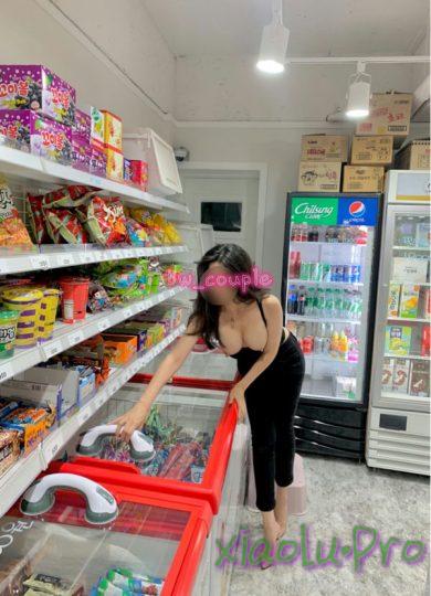 Onlyfans韩国反差婊@bw_couple - 户外露出3Pxxoo视频福利合集 [437p+63v/14g]