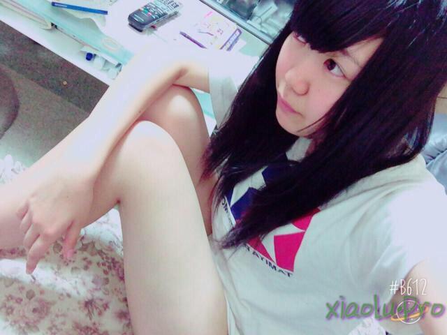 だれもいない学校からの露出オナk女子、大量動画
