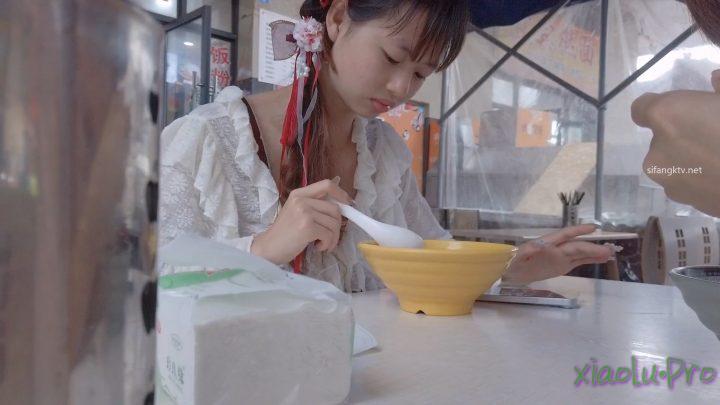 喜欢露出的【TL情侣】00后女友 汉服lo服剧情定制 在楼梯间 阳台啪啪 享受 暴露的刺激 [18V/21.6G]