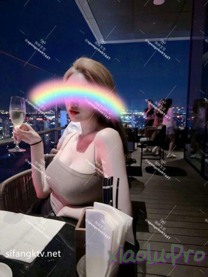 @海绵宝宝 - 九月最新短视频性爱私拍 双女神战大屌 美乳户外露出 高清720P原版 [837M+41v/40P]