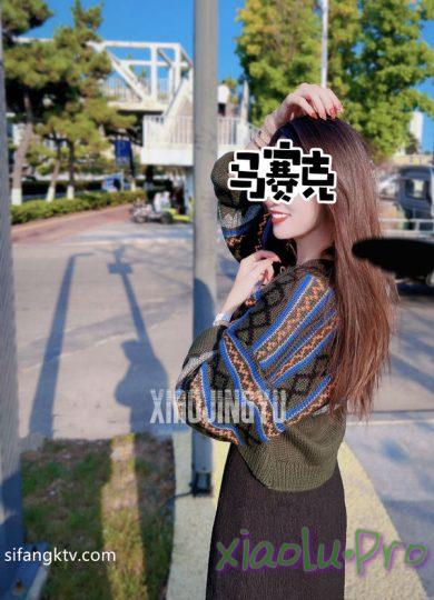 @小鲸鱼 - 订阅私拍 各种极限露出参加夫妻群交会给单男分享自己的极品娇妻 [214P+39V/810M]