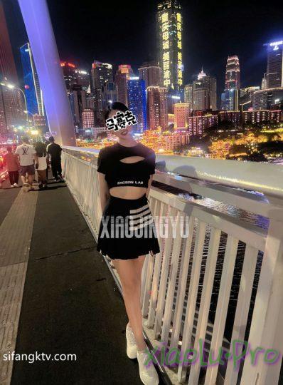 @小鲸鱼 - 订阅私拍 各种极限露出参加夫妻群交会给单男分享自己的极品娇妻 [214P+39V/810M]