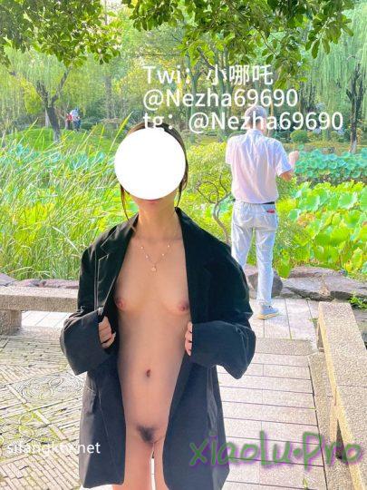 小哪吒@nezha6969 - VIP群福利，校内野外露出 [71P+52V/2.52G]