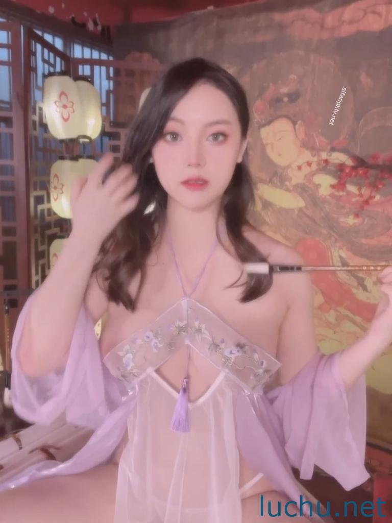 @豆瓣酱 私人游艇 [1V/771M]