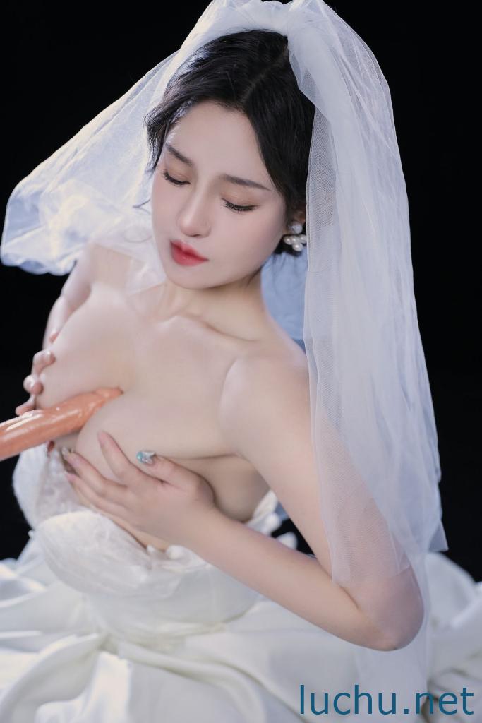 @桃暖酱 大尺度露点写真合集 [17套/1013P/9.07G]