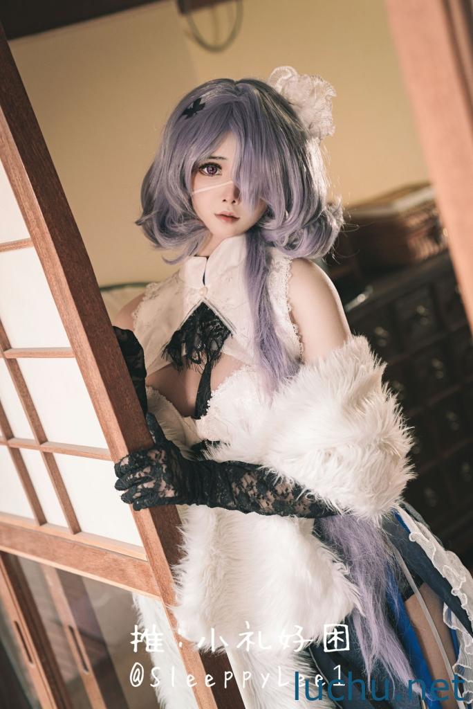 @小礼好困 大尺度露点写真作品合集[10套/393P/3.24G]