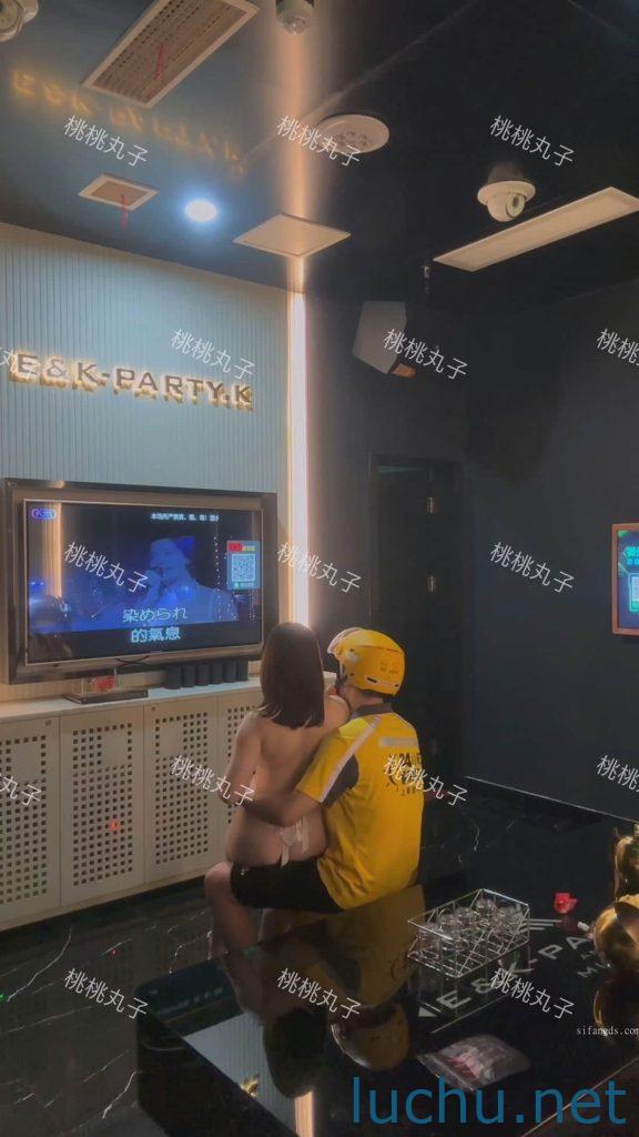 查小理的新母狗@桃桃丸子 裸体洗车露出 外卖play [9V/1.42G]