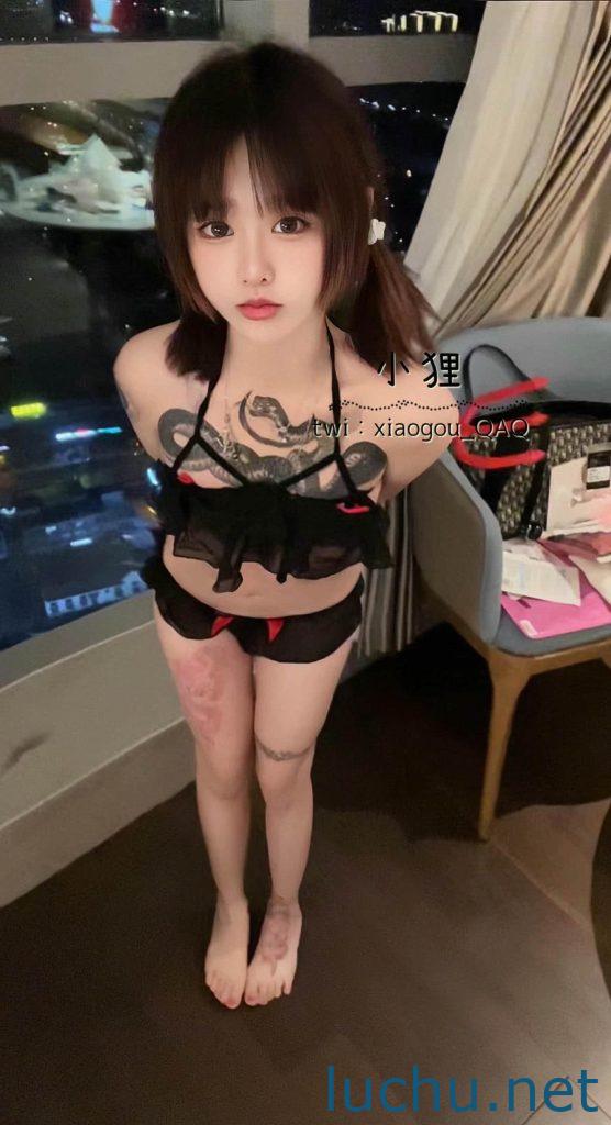 小狸酱才不是RBQ@xiaogou_QAQ 小蓝鸟视图存档[33P+19V/197M]