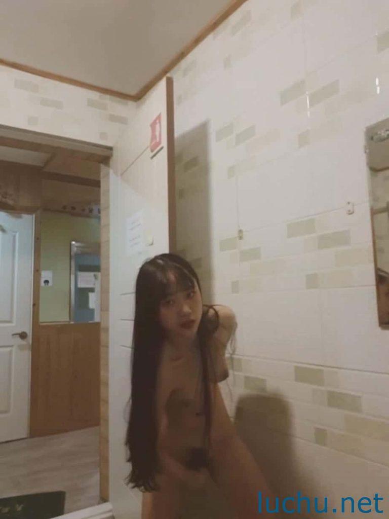 女子大生牙刷自慰露出[13P+21V/413M]