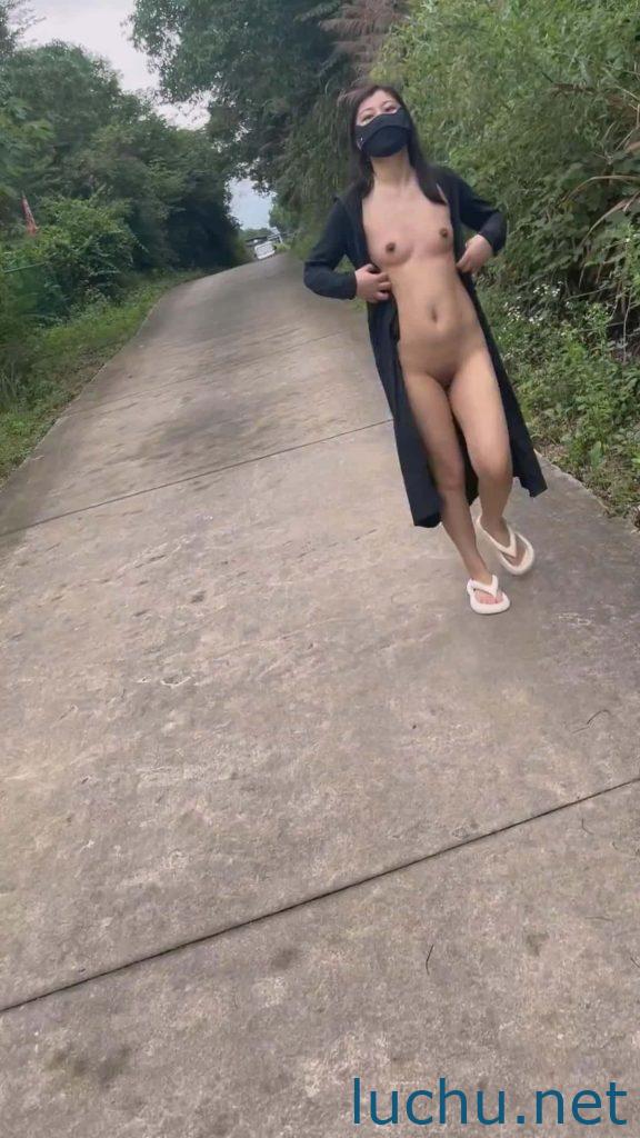 @辞书@鹿初日记 户外露出私拍[98P+27V/1.28G]