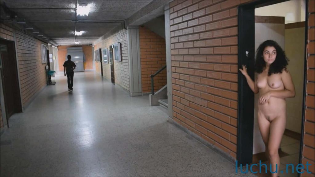 紫罗兰小姐姐 大学校园全裸露出裸行冒险[17V/3G]