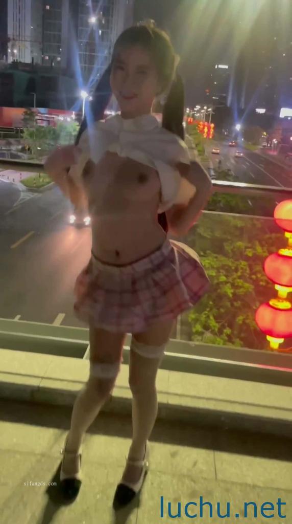 @晴宝 金主包养露出做爱视频[33V/2.43G]