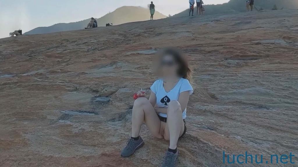 @斯卡莉 人前故意走光露出[1V/483M]